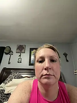 sweetkacibaby online show from April 2026 08:47:01 PM