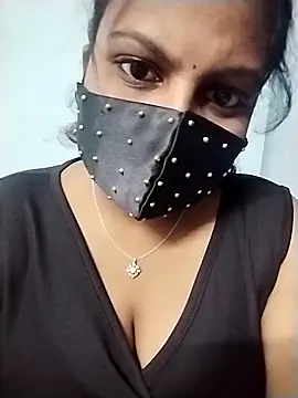 Snapshot of honeyflowerr chatting on April 2026 07:45:01 PM honeyflowerr online show from April 2026 07:45:01 PM