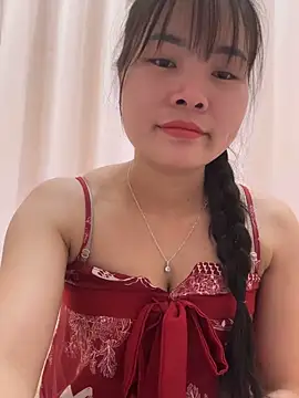 Snapshot of Naked-xx chatting on May 2026 06:18:01 AM Naked-xx online show from May 2026 06:18:01 AM