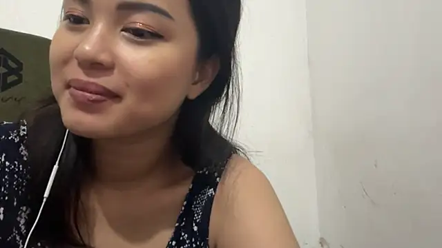 Snapshot of ChristenaShogren chatting on April 2026 07:58:02 PM ChristenaShogren online show from April 2026 07:58:02 PM