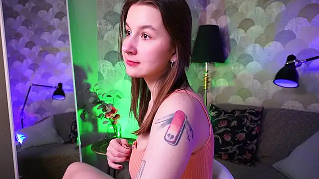 Frantease online show from April 2026 06:19:01 AM