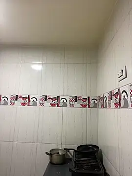 pol mood online show from April 2026 03:02:02 PM