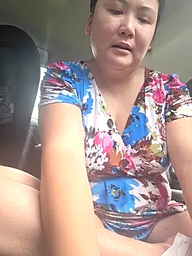 lolitataylor online show from April 2026 12:19:01 AM