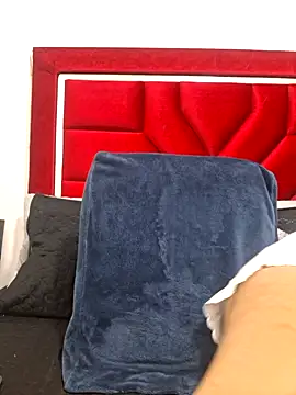 Snapshot of CinthiaHall_ chatting on April 2026 11:05:02 AM CinthiaHall online show from April 2026 11:05:02 AM