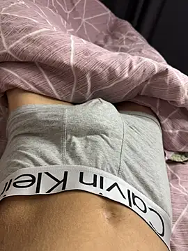 Snapshot of erikabrowncute chatting on April 2026 07:06:02 AM erikabrowncute online show from April 2026 07:06:02 AM