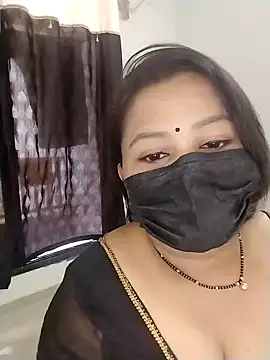 Snapshot of Hoty_bhabii chatting on April 2026 08:31:01 AM Hoty bhabii online show from April 2026 08:31:01 AM