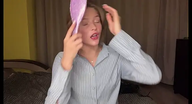 Snapshot of MercyShadows chatting on April 2026 05:07:01 PM MercyShadows online show from April 2026 05:07:01 PM