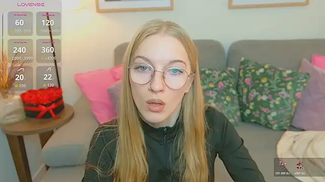 EvaEvis online show from April 2026 05:49:02 AM