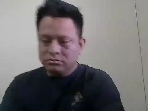 Snapshot of Luis-Armando chatting on March 2026 10:31:02 PM Luis-Armando online show from March 2026 10:31:02 PM