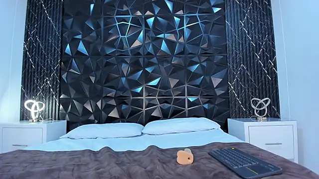 TifannySommers online show from April 2026 08:53:02 PM