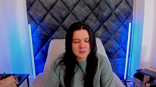 Snapshot of MatthewDavis_ chatting on April 2026 11:15:02 AM MatthewDavis online show from April 2026 11:15:02 AM