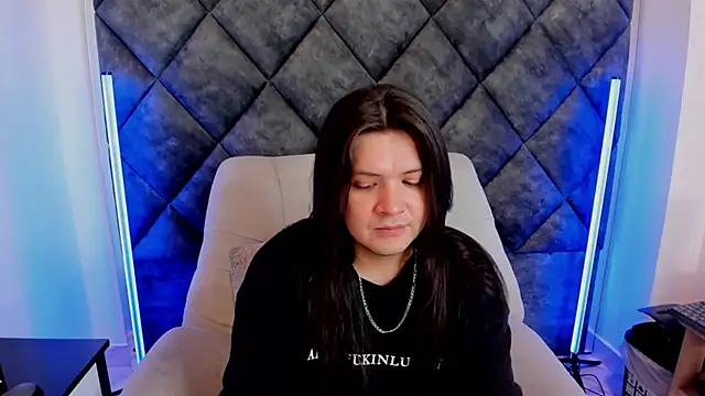 Snapshot of MatthewDavis_ chatting on April 2026 11:48:01 AM MatthewDavis online show from April 2026 11:48:01 AM