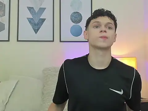 Snapshot of mykelcano chatting on March 2026 01:55:01 PM mykelcano online show from March 2026 01:55:01 PM