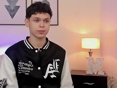 Snapshot of mykelcano chatting on April 2026 02:06:01 PM mykelcano online show from April 2026 02:06:01 PM