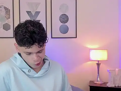 Snapshot of mykelcano chatting on April 2026 08:47:01 PM mykelcano online show from April 2026 08:47:01 PM