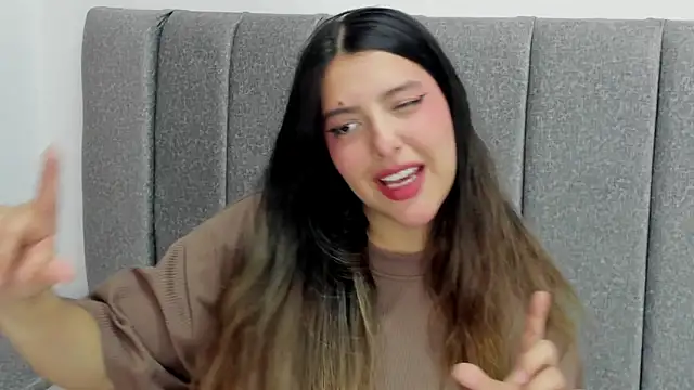 Arihanna London online show from April 2026 08:13:02 PM