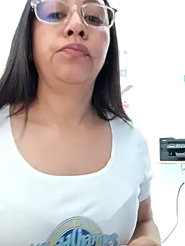 Violeta--7 online show from April 2026 01:38:01 PM