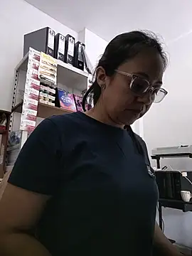 Snapshot of Violeta--7 chatting on July 2026 01:59:01 PM Violeta--7 online show from July 2026 01:59:01 PM