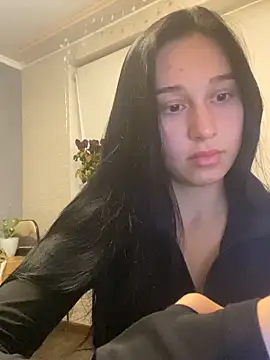 Snapshot of camila_beautiful chatting on April 2026 07:33:02 PM camila beautiful online show from April 2026 07:33:02 PM