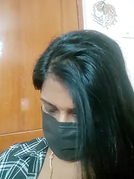 Tamil Hot Thara online show from April 2026 06:09:01 PM