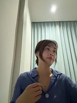 Yang 218 online show from April 2026 04:57:01 AM