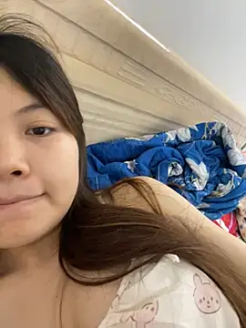 -Vaci- online show from April 2026 01:45:02 PM