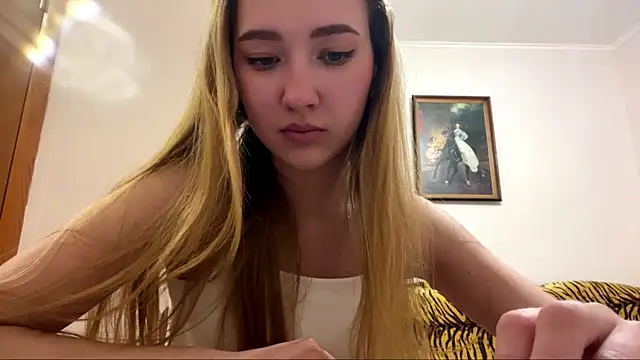 Liesenaniles online show from April 2026 03:04:02 AM