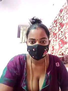 Snapshot of tamilratchasii chatting on April 2026 04:34:01 AM tamilratchasii online show from April 2026 04:34:01 AM