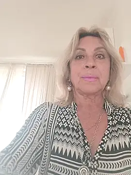 Anabel-456 online show from April 2026 03:24:01 PM