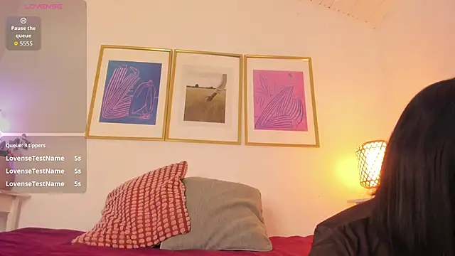 Snapshot of Aria_rouse chatting on April 2026 12:00:02 PM Aria rouse online show from April 2026 12:00:02 PM