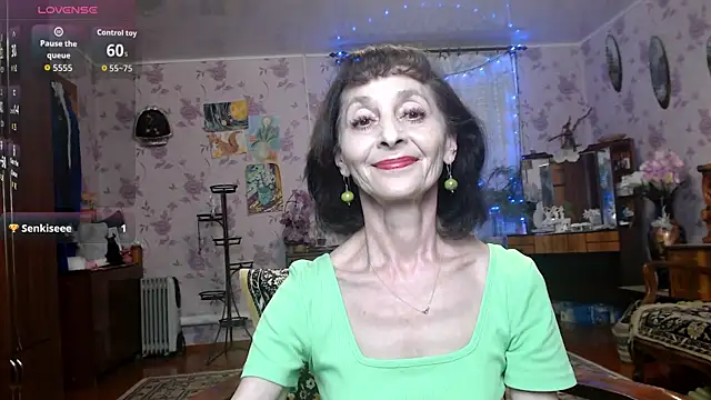 Snapshot of Shooting-Star- chatting on April 2026 05:43:01 PM Shooting-Star- online show from April 2026 05:43:01 PM