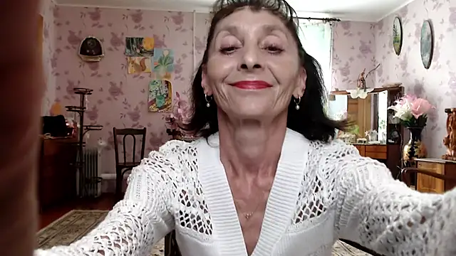 Snapshot of Shooting-Star- chatting on May 2026 03:06:01 PM Shooting-Star- online show from May 2026 03:06:01 PM