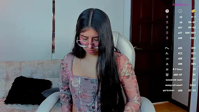 Snapshot of miia_bx chatting on April 2026 01:11:01 PM miia bx online show from April 2026 01:11:01 PM