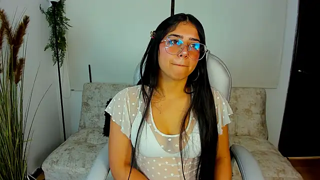 Snapshot of miia_bx chatting on April 2026 12:55:01 PM miia bx online show from April 2026 12:55:01 PM