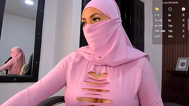 Nailea   online show from April 2026 02:01:01 AM