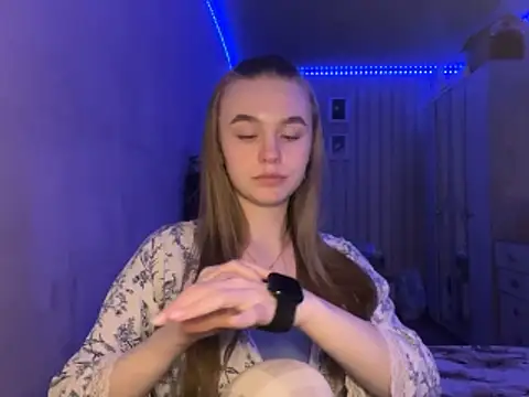 melissashineeee online show from April 2026 02:12:01 PM