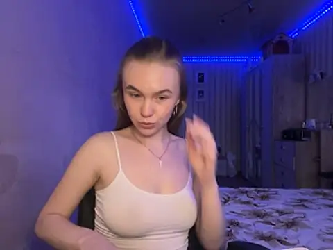 melissashineeee online show from April 2026 11:55:02 AM