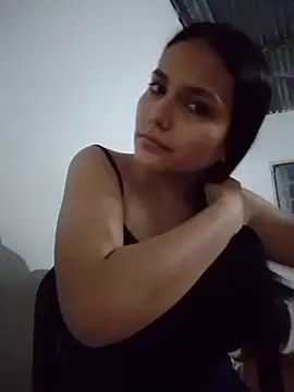 Snapshot of scarletmouse chatting on April 2026 10:26:01 AM scarletmouse online show from April 2026 10:26:01 AM