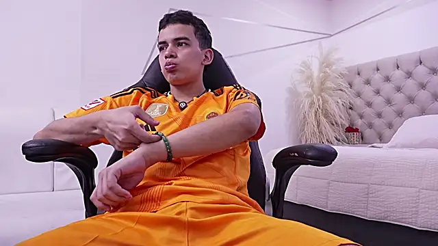 DrakoStone online show from April 2026 08:39:01 PM