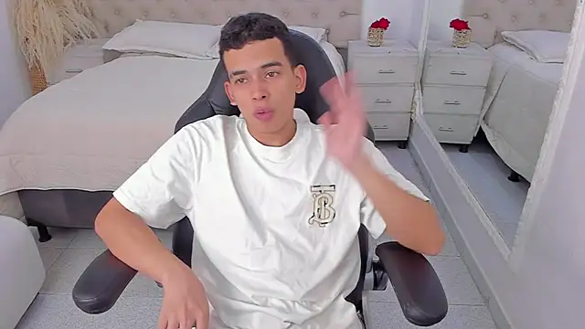 DrakoStone online show from April 2026 07:55:01 PM