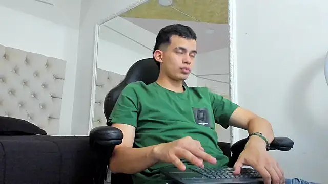 DrakoStone online show from April 2026 08:42:01 PM