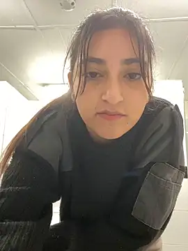 Snapshot of Badharley_ chatting on April 2026 07:43:01 PM Badharley online show from April 2026 07:43:01 PM