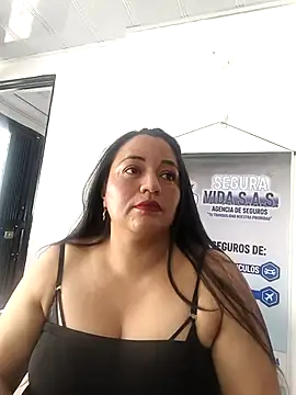 Naughty Kitten  online show from April 2026 08:54:02 PM