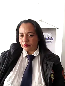 Naughty Kitten  online show from April 2026 09:04:01 PM