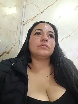 Naughty Kitten  online show from April 2026 08:42:02 PM