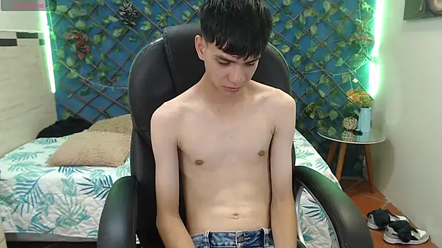 maxim rod online show from April 2026 03:45:02 AM