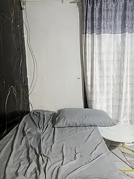 Snapshot of starrgirlll chatting on March 2026 05:02:01 PM starrgirlll online show from March 2026 05:02:01 PM