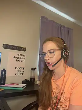 RoxyRedXO12 online show from March 2026 09:48:01 PM