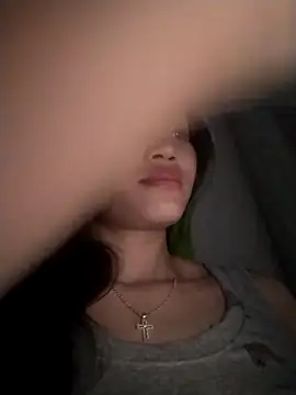 Snapshot of Saryloveparadise chatting on April 2026 07:33:02 PM Saryloveparadise online show from April 2026 07:33:02 PM