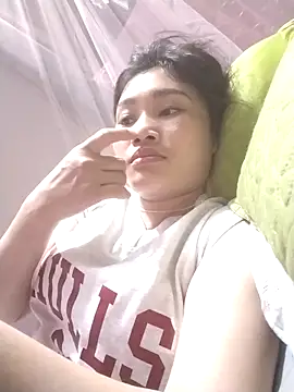 Snapshot of Saryloveparadise chatting on April 2026 08:23:02 AM Saryloveparadise online show from April 2026 08:23:02 AM